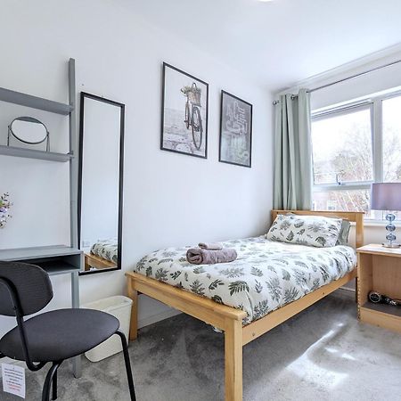 Guest Rooms Near City Centre & Dock Free Parking Liverpool Extérieur photo