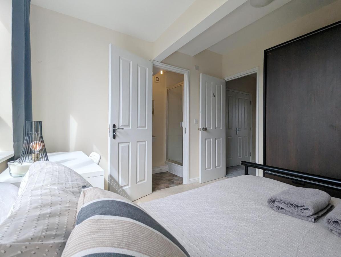 Guest Rooms Near City Centre & Dock Free Parking Liverpool Extérieur photo