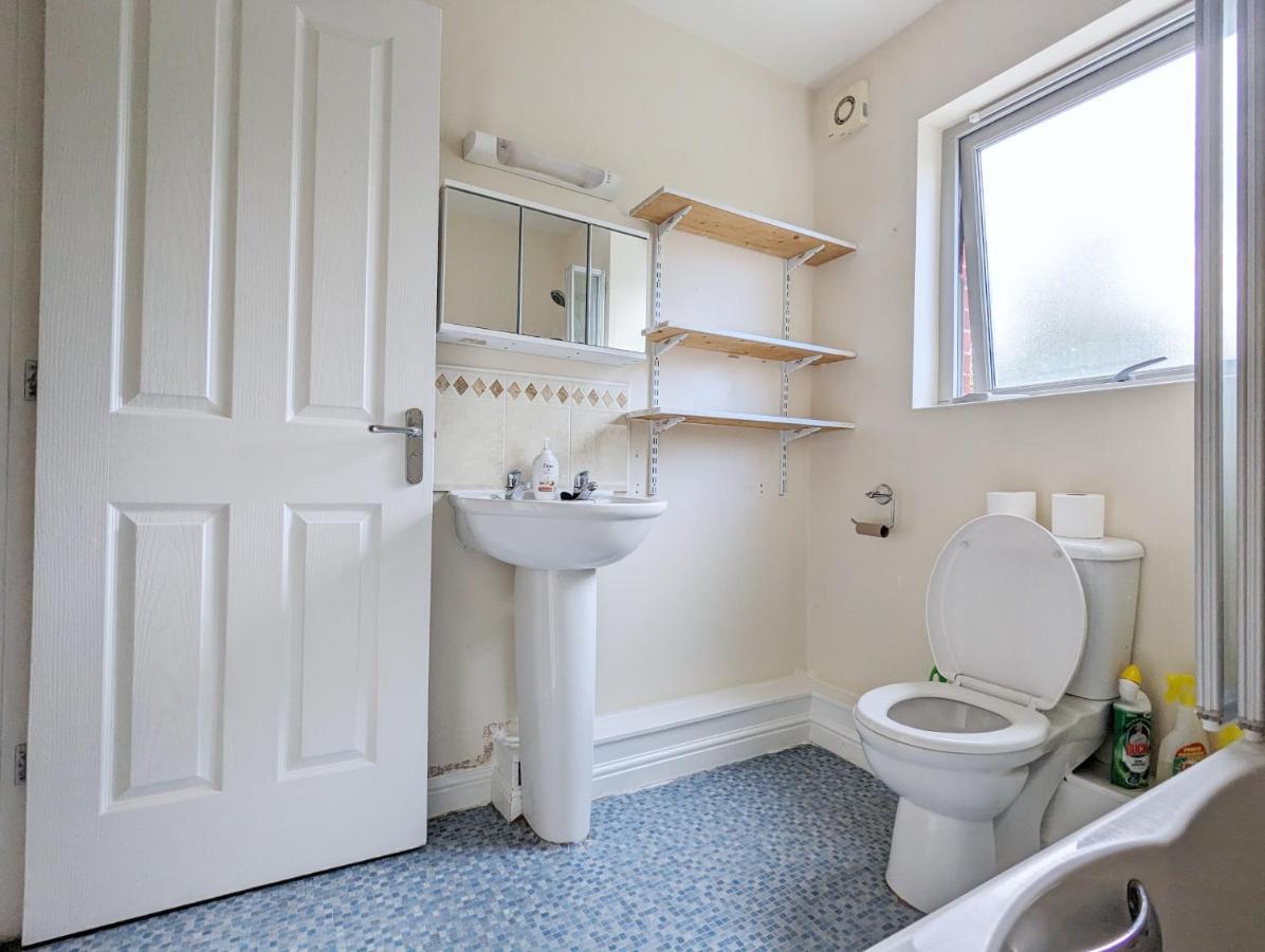 Guest Rooms Near City Centre & Dock Free Parking Liverpool Extérieur photo